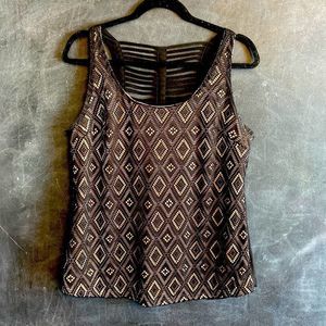 Maurices fancy tank 